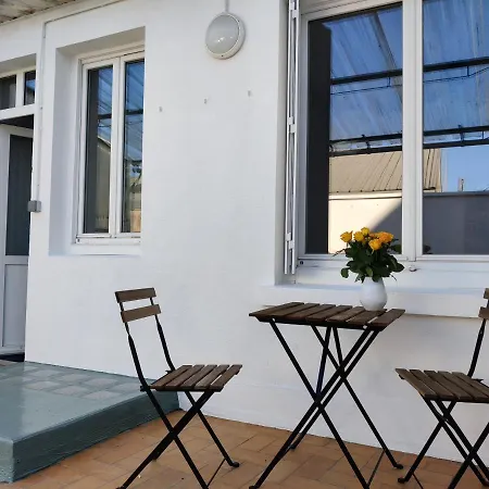 Lägenhet Terrasse 25m - Flat Cosy & Calme - 5 Min Gare & Vinci *