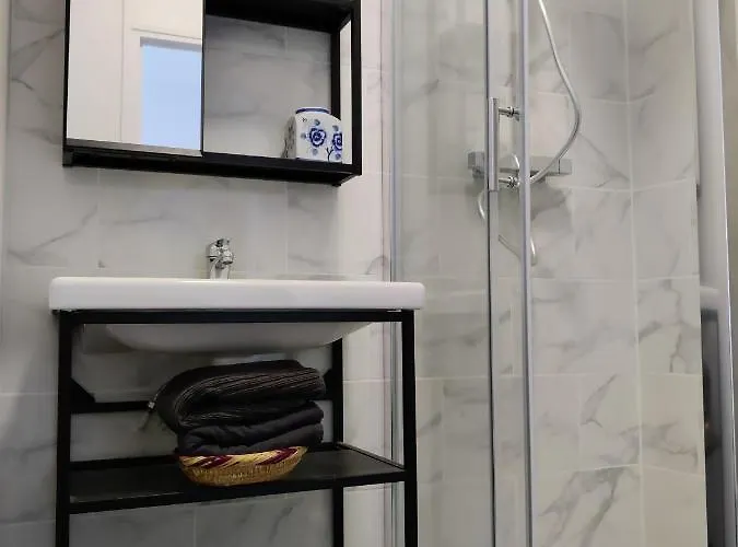 Terrasse 25m - Flat Cosy & Calme - 5 Min Gare & Vinci 아파트